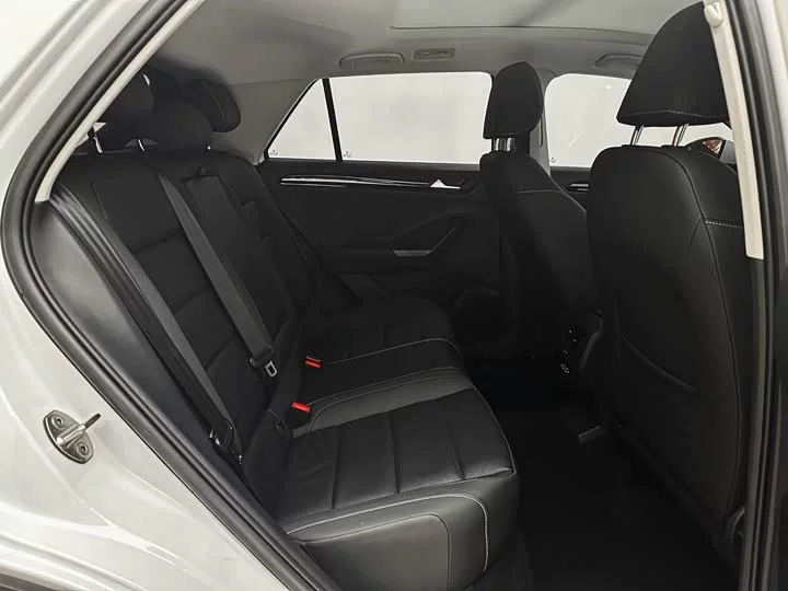 Volkswagen T-ROC Tange