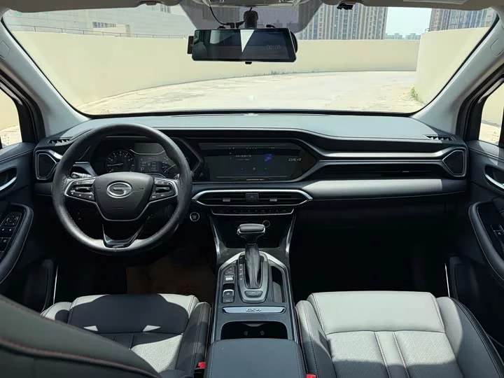 GAC Trumpchi GS4