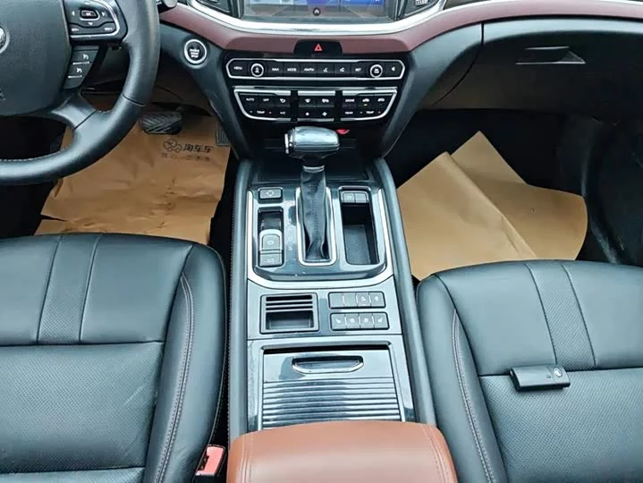 GAC Trumpchi GS8