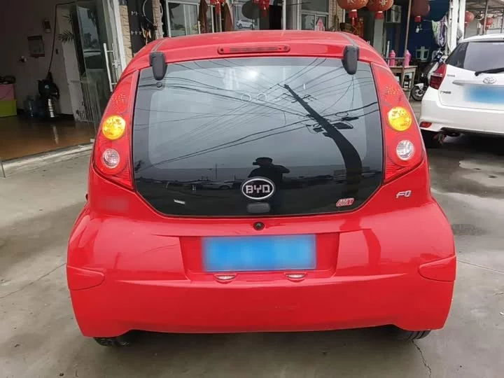 BYD F0