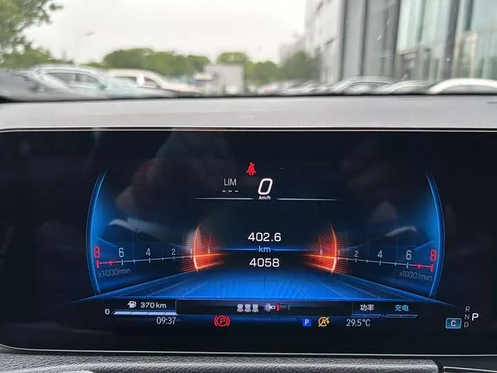 Mercedes-Benz GLB AMG