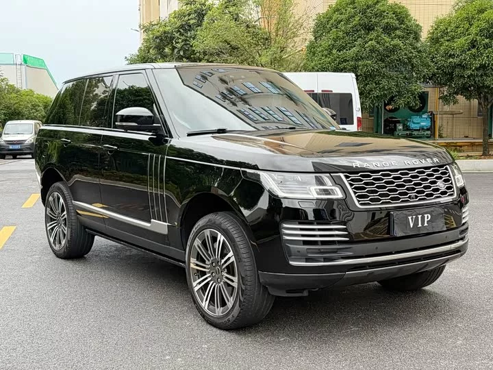 Land Rover range rover