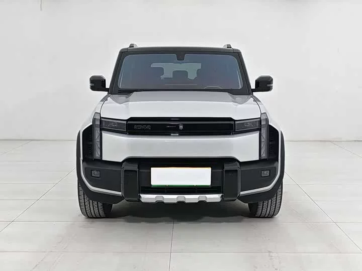iCAR 03T
