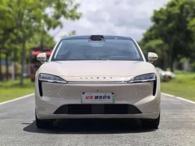 Luxeed R7