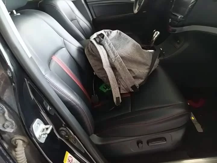 BYD S7