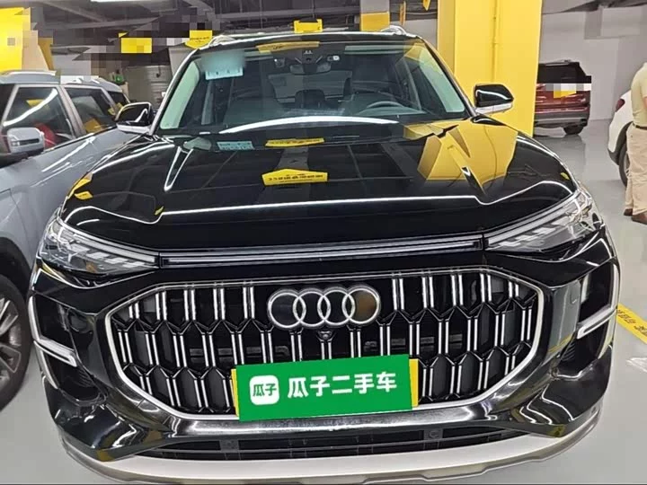 Audi Q6