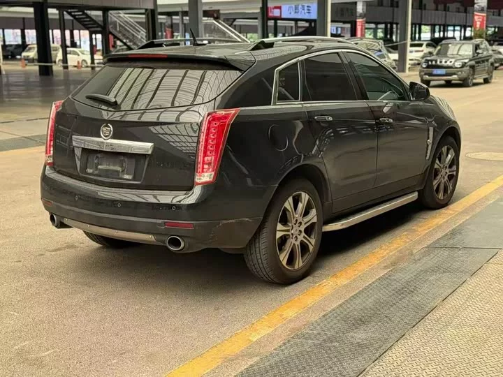 Cadillac SRX