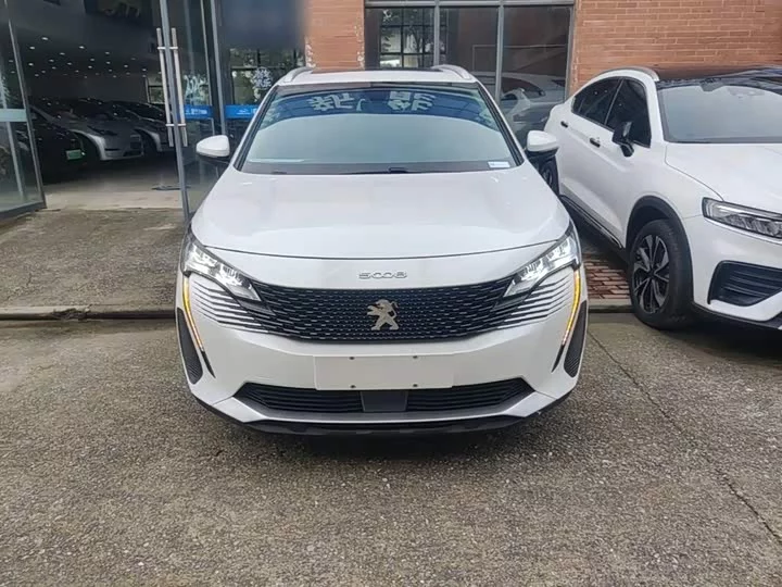 Peugeot 5008