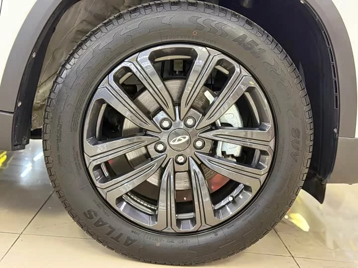 Chery Tiggo 8