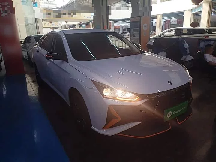 Dongfeng Yixuan