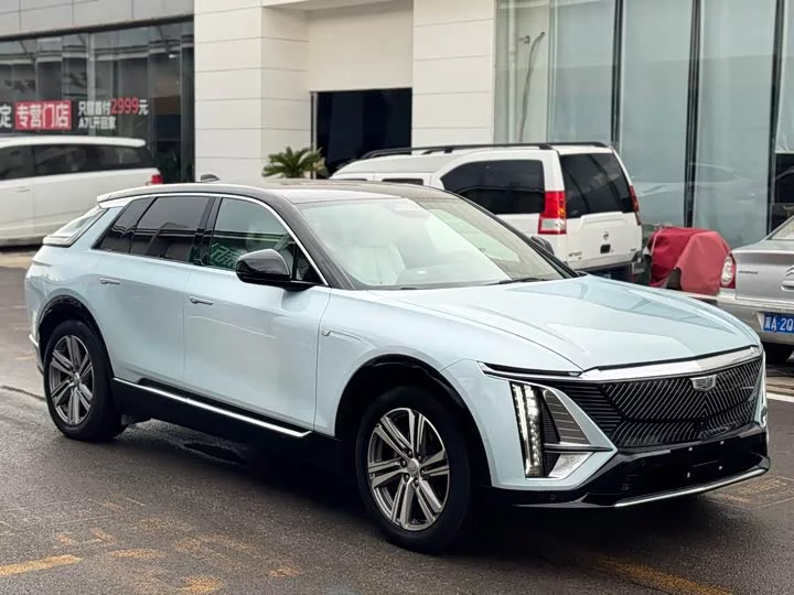 Cadillac IQ Ruige