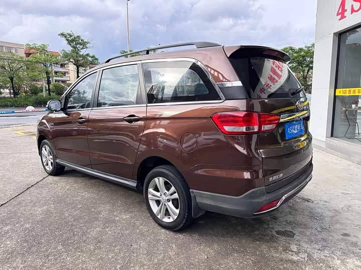 BAIC H3