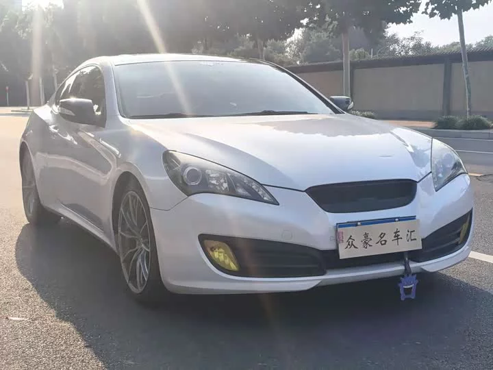 Hyundai Genesis-Coolpad