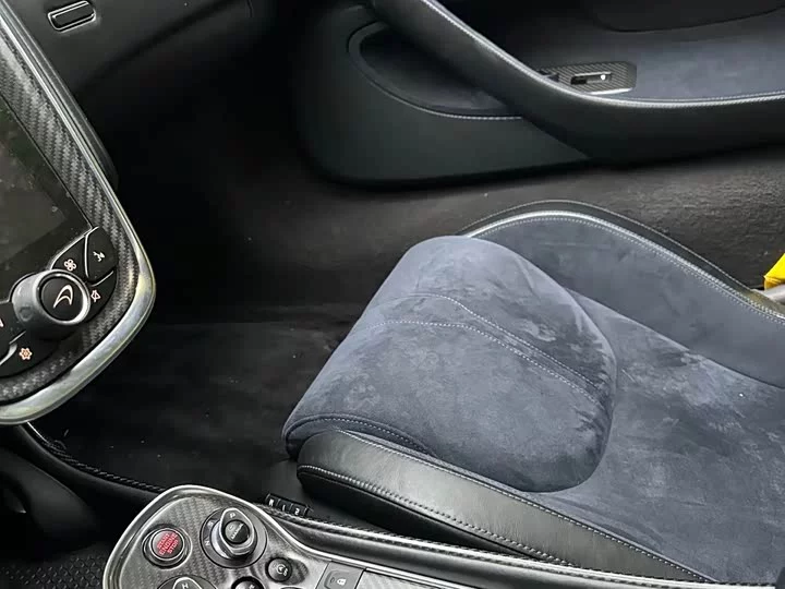 McLaren 570