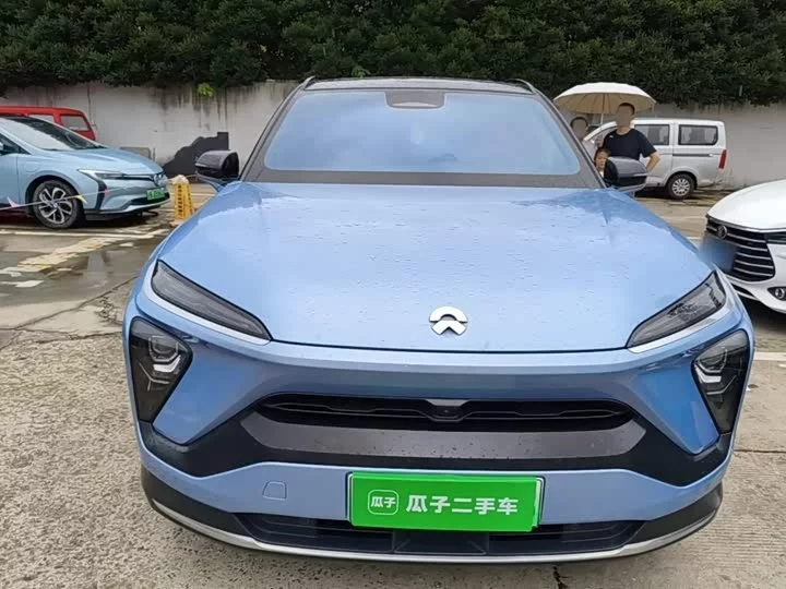 NIO ES6