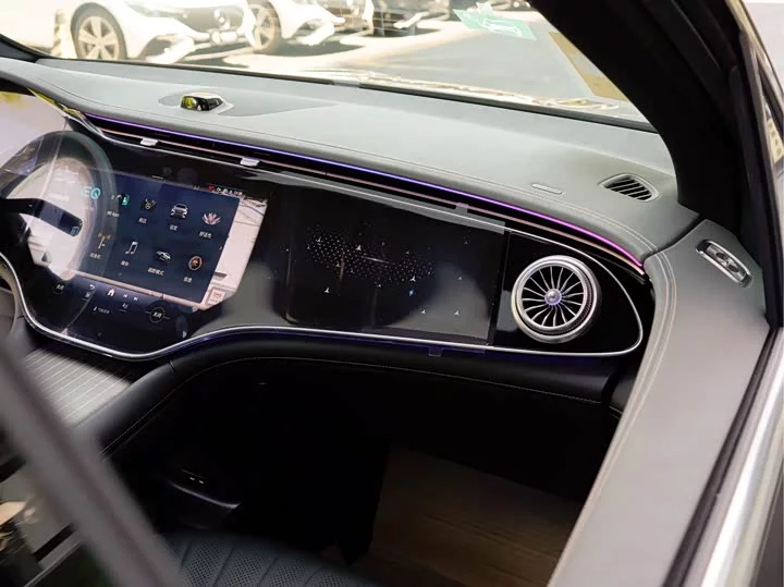 Mercedes-Benz EQS SUV