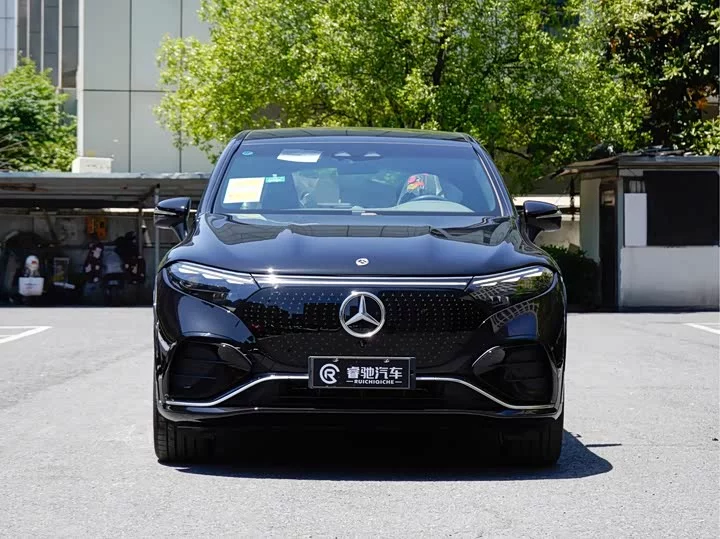 Mercedes-Benz EQS SUV