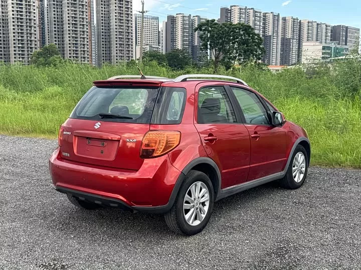 Suzuki SX4