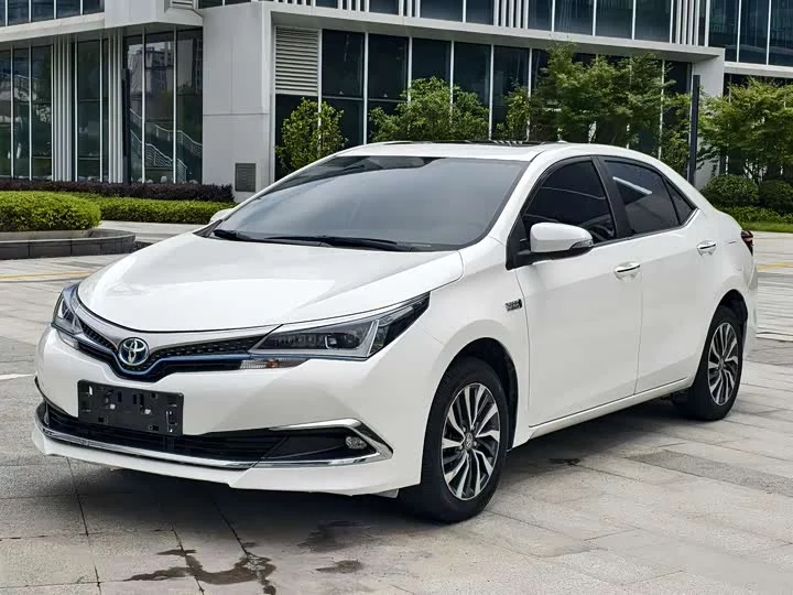 Toyota Corolla Dual Engine E+