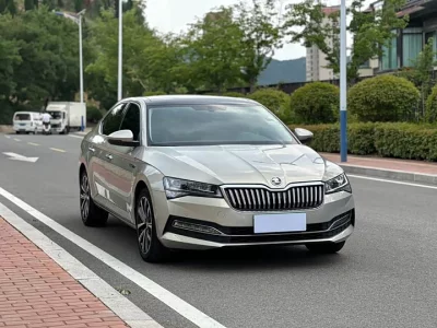 Skoda SuperB