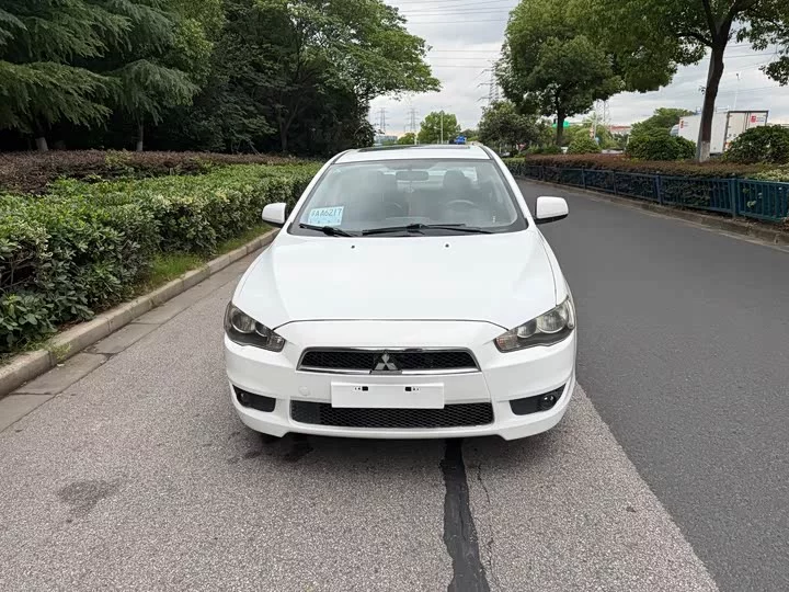 Mitsubishi Winged God