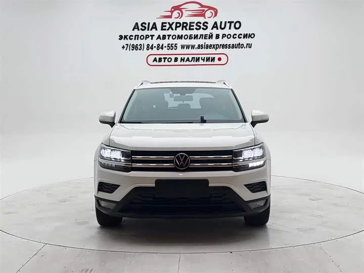 Volkswagen Tharu