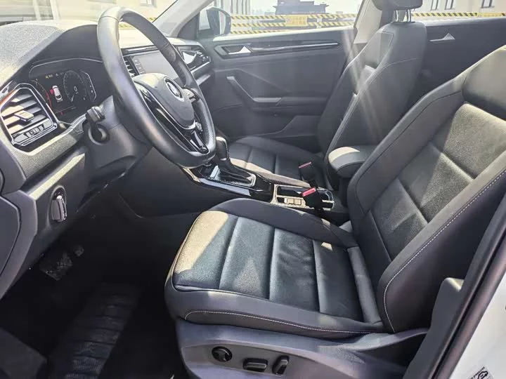 Volkswagen T-ROC Tange