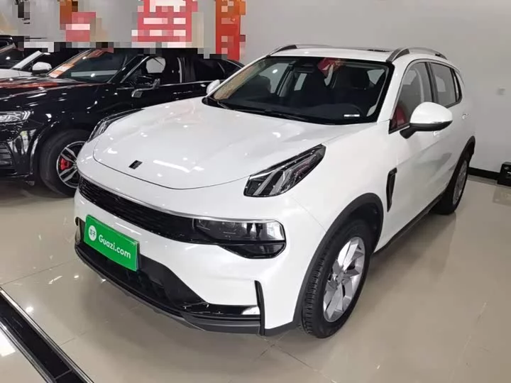 Lynk & Co 01
