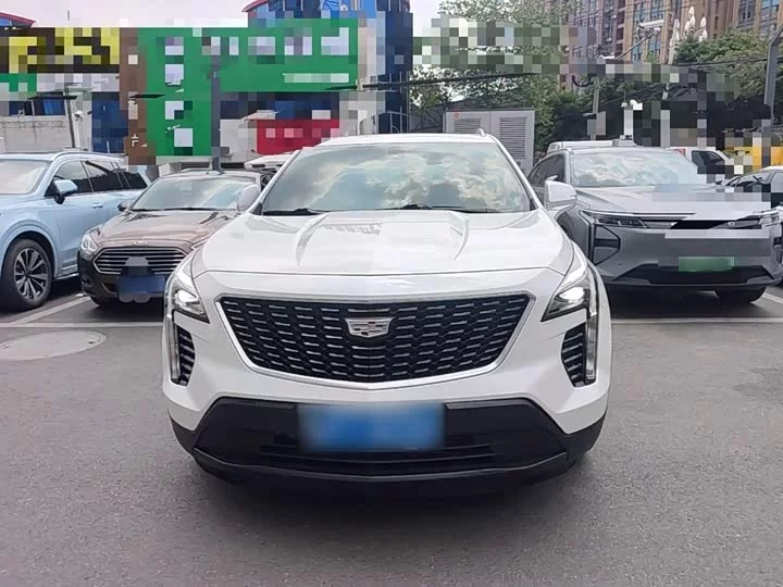 Cadillac XT4