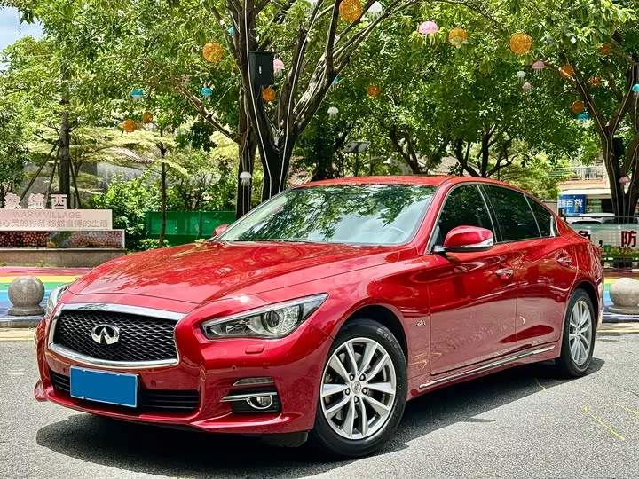Infiniti Q50L
