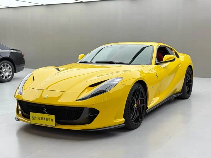 ferrari 812