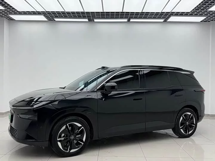 Toyota Bozhi 3X
