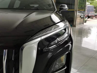 Hongqi HS3