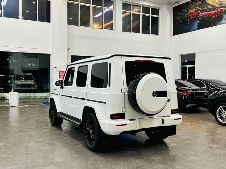 Mercedes-Benz G-rated