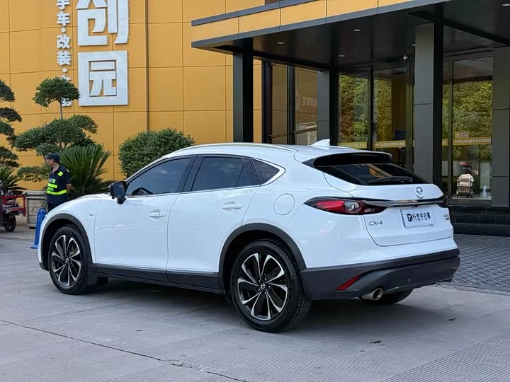 Mazda CX-4