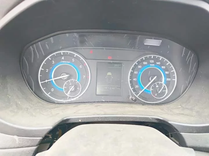 Dongfeng Scenery S560