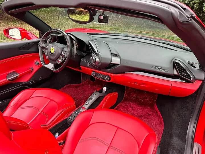 ferrari 488