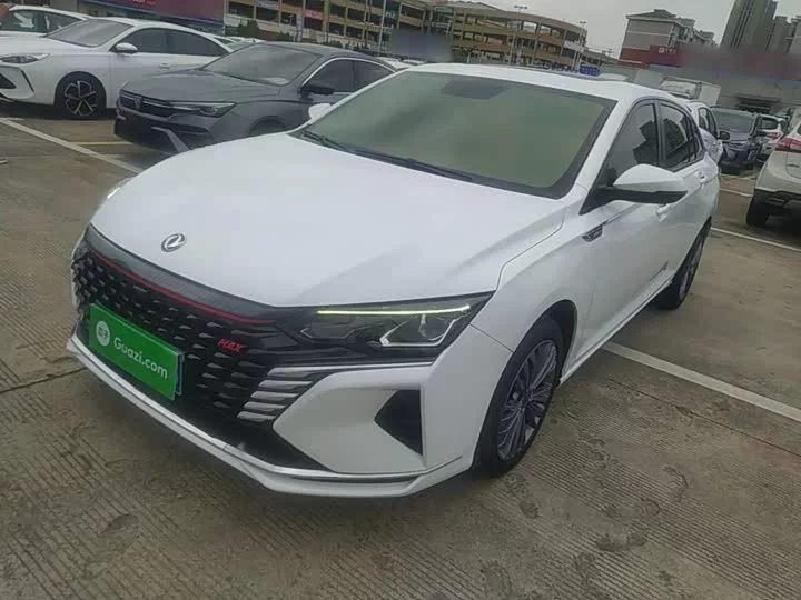 Dongfeng Yixuan MAX