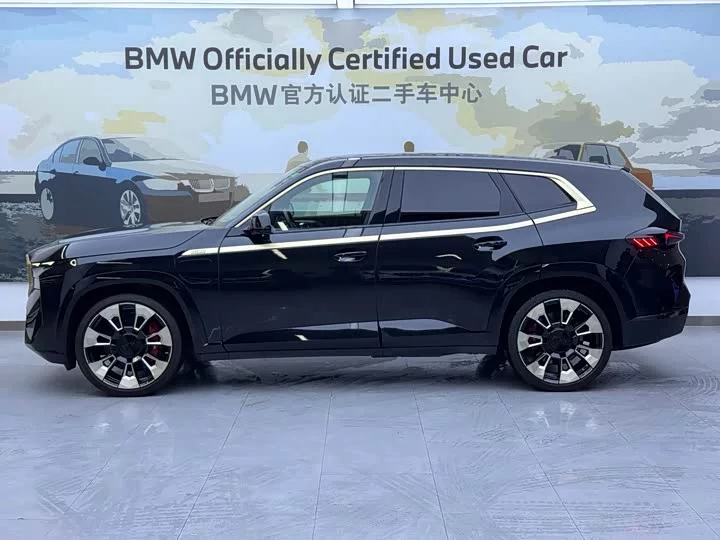 BMW XM