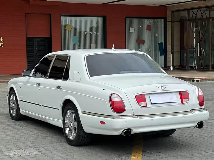 Bentley Elegant