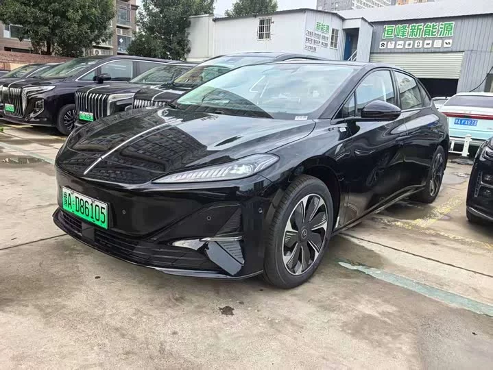 Hongqi Tiangong 05