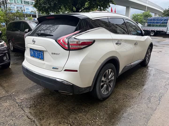 Nissan Loulan