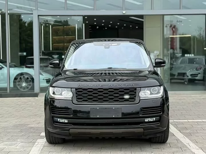 Land Rover range rover