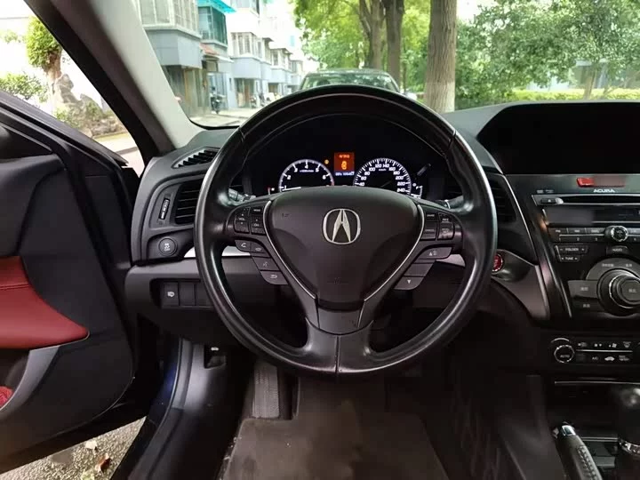 Acura ILX