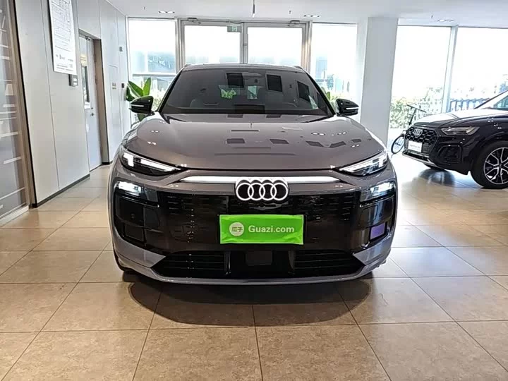 Audi Q6L e-tron