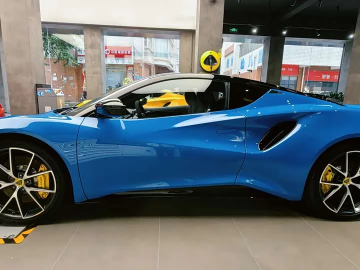 Lotus EMIRA