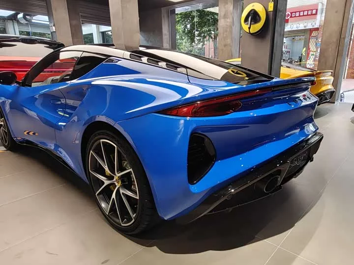 Lotus EMIRA