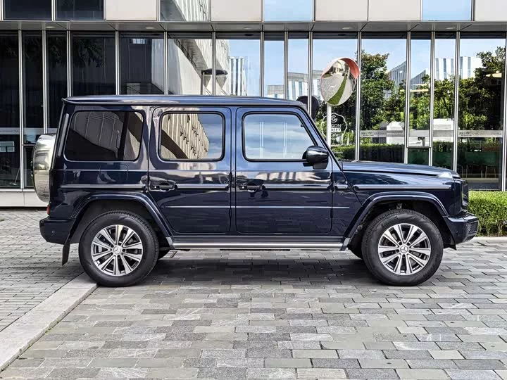 Mercedes-Benz G-rated