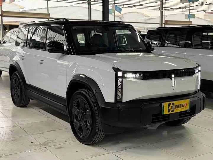 iCAR 03