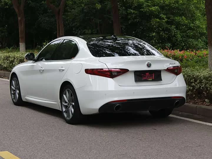 alfa romeo Giulia Juliet